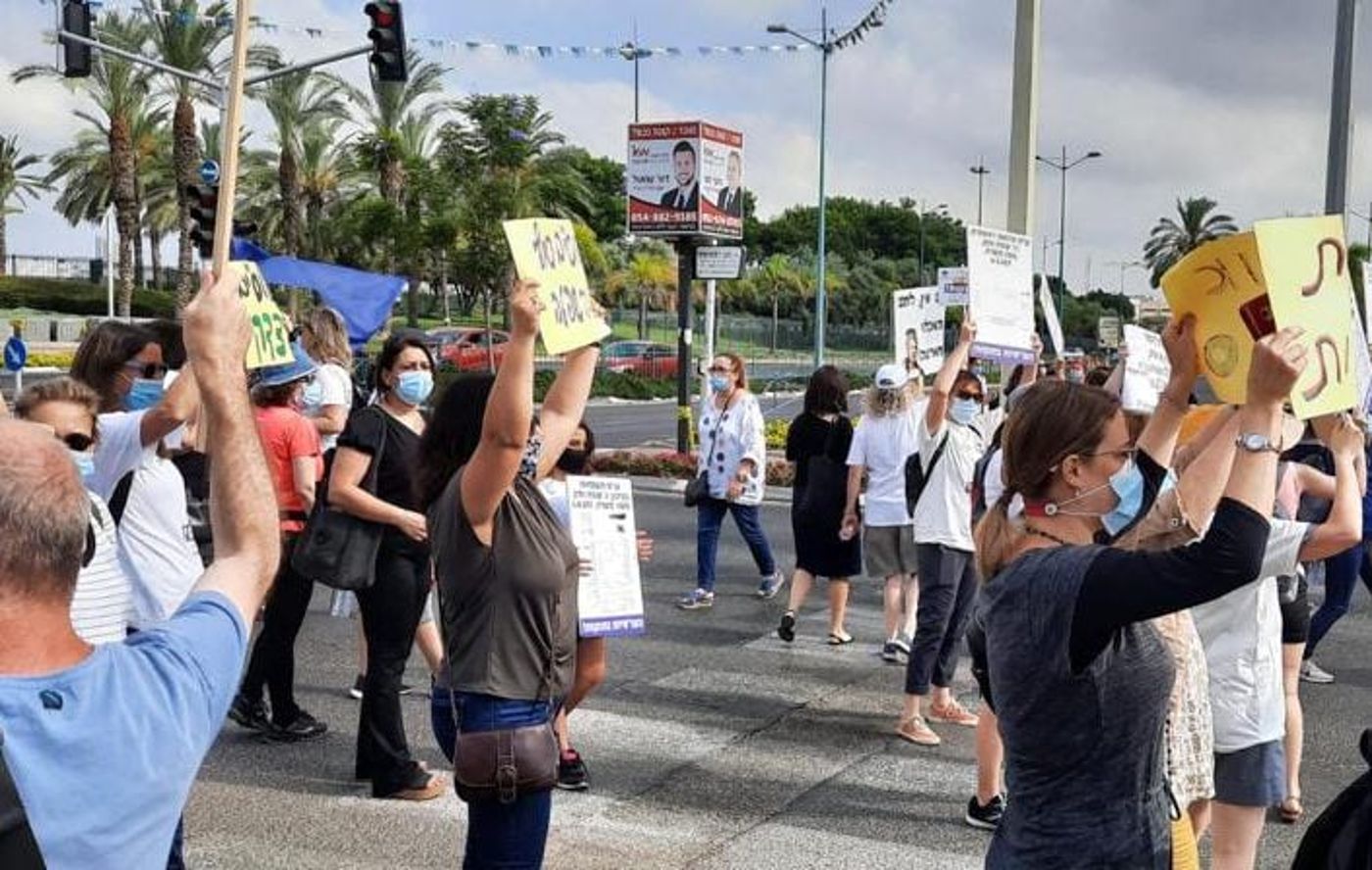 הפגנה רודפת הפגנה: מחר בירושלים הפגנת העו"סיות