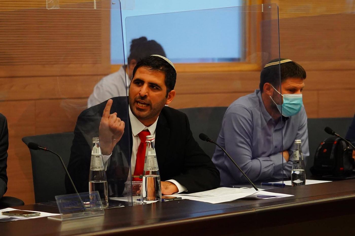 משרד ראש הממשלה מנתק את הקשר עם קרן וקסנר