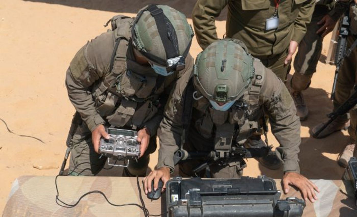 מפעילים כלים טכנולוגים לשליטה על האש (דו"צ)
