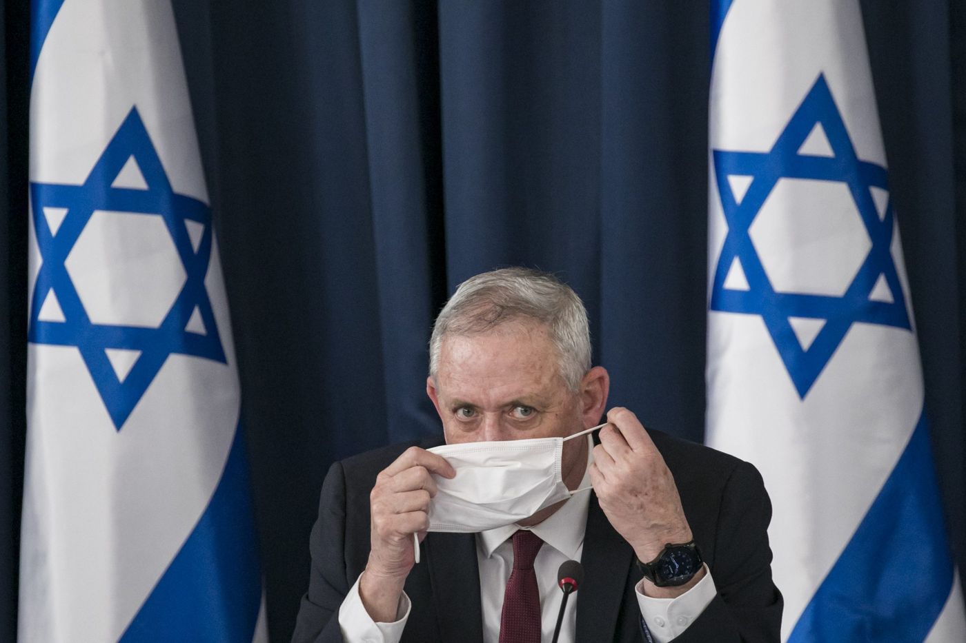 דובר הליכוד נגד כחול לבן: "ממשלה בתוך הממשלה"