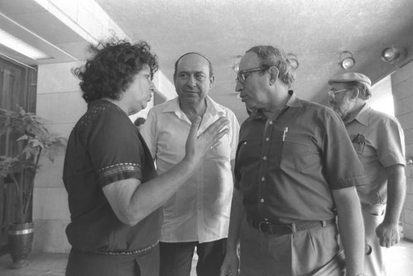 עם יובל נאמן וגאולה כהן בכנסת (הרמן חנניה)