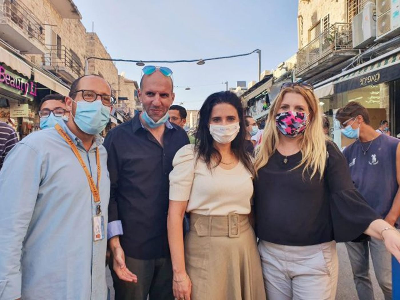 לפני בחירות? נתניהו ושקד סיירו בשוק מחנה יהודה