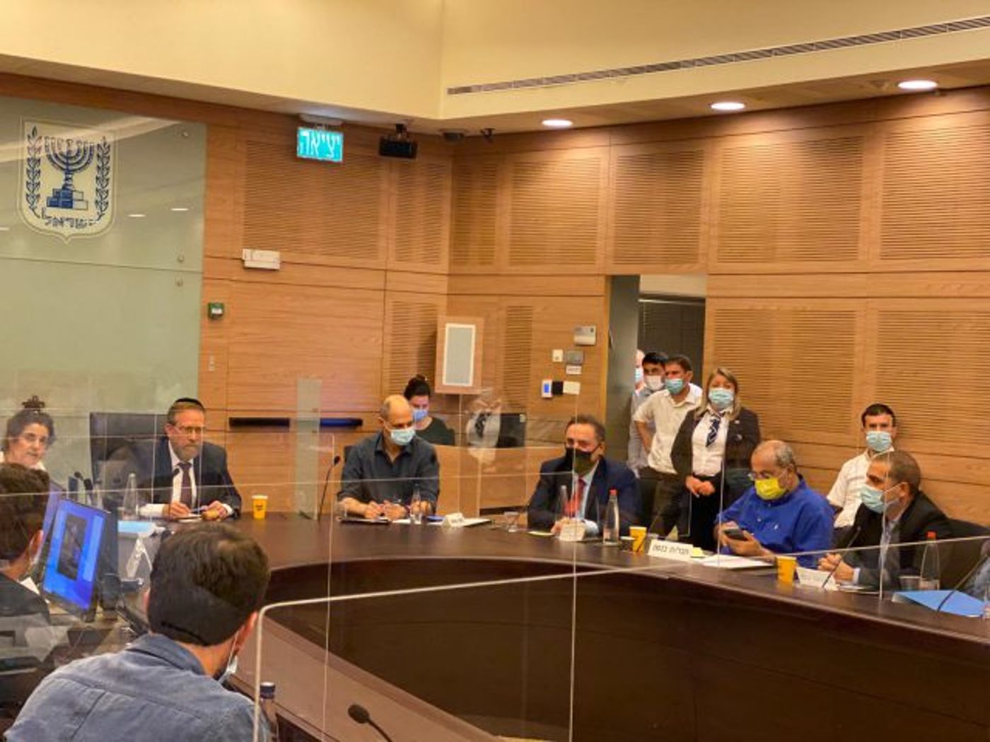 הדיון הלילי בוועדת הכנסת