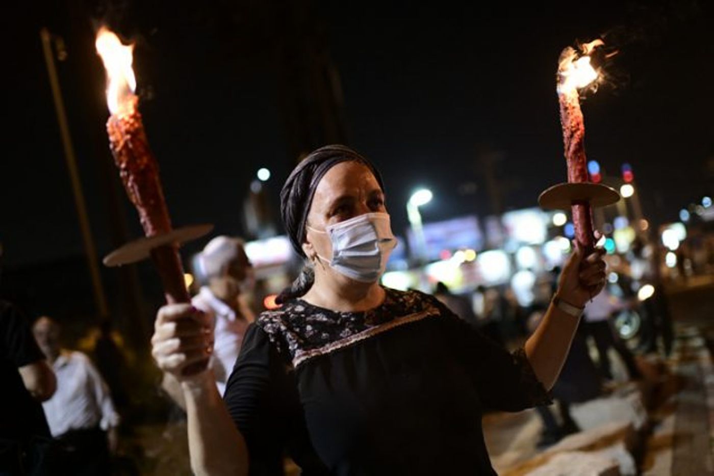 מאות מפגינים במקום בו נרצח הרב שי אוחין הי"ד