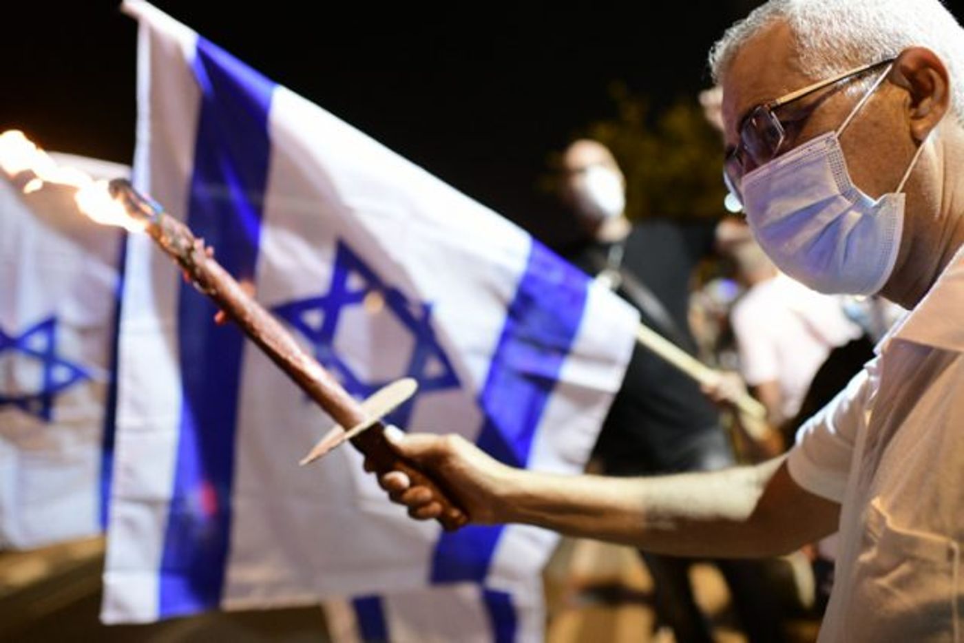 מאות מפגינים במקום בו נרצח הרב שי אוחין הי"ד