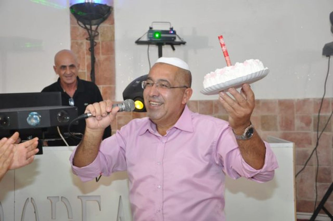 תרמו עכשיו: מנציחים את זכרו של אברהם חסנו הי"ד