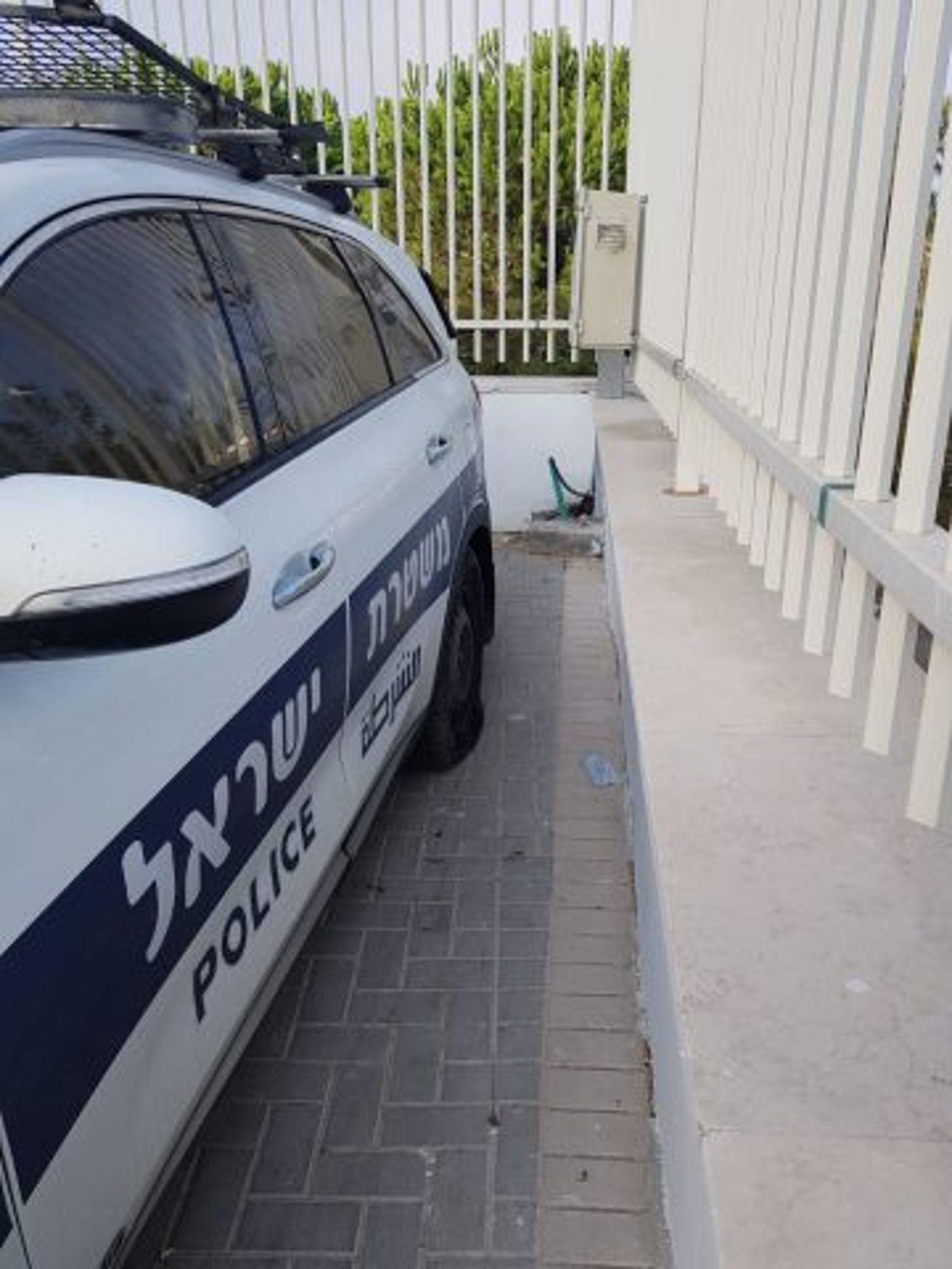 הג'יפ שצמיגו נוקב (דוברות המשטרה)