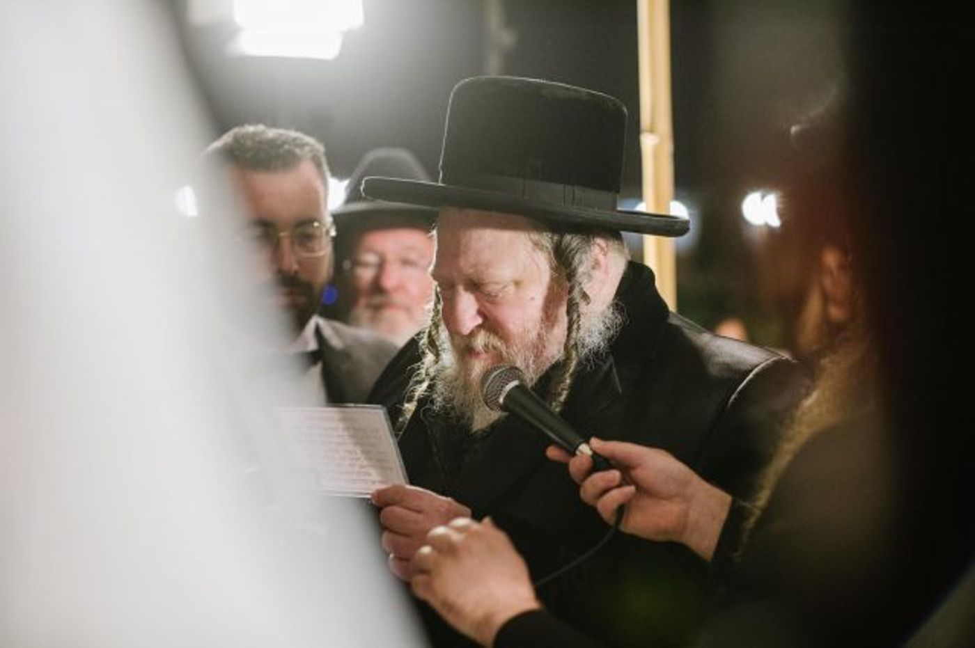 האדמו״ר מפיטסבורג בחתונתה של גדעון