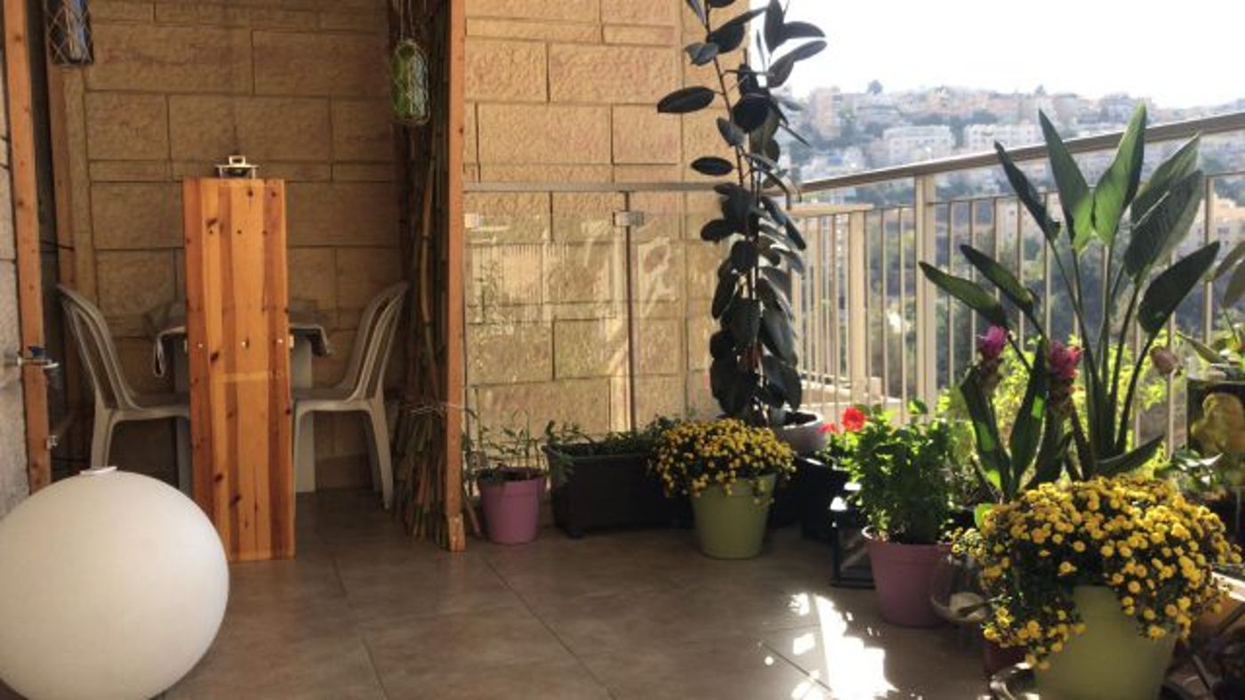 קישוטים: home made או קנויים?