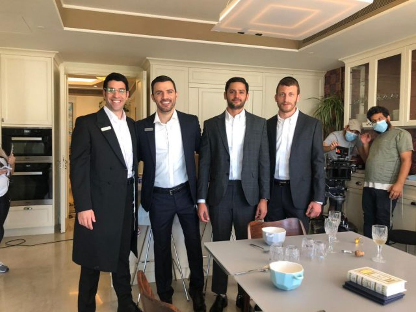 צפו: כך פתחו 'השבאבניקים' את הצילומים לעונה החדשה