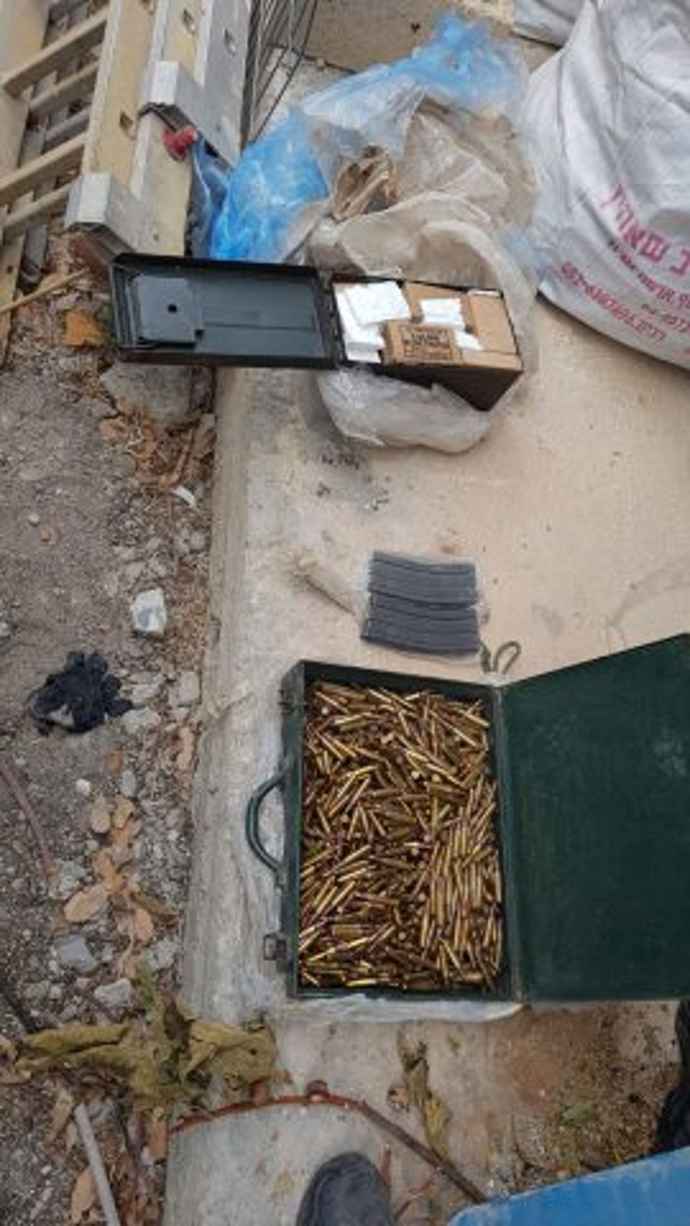 אמל"ח שנתפס בכפר