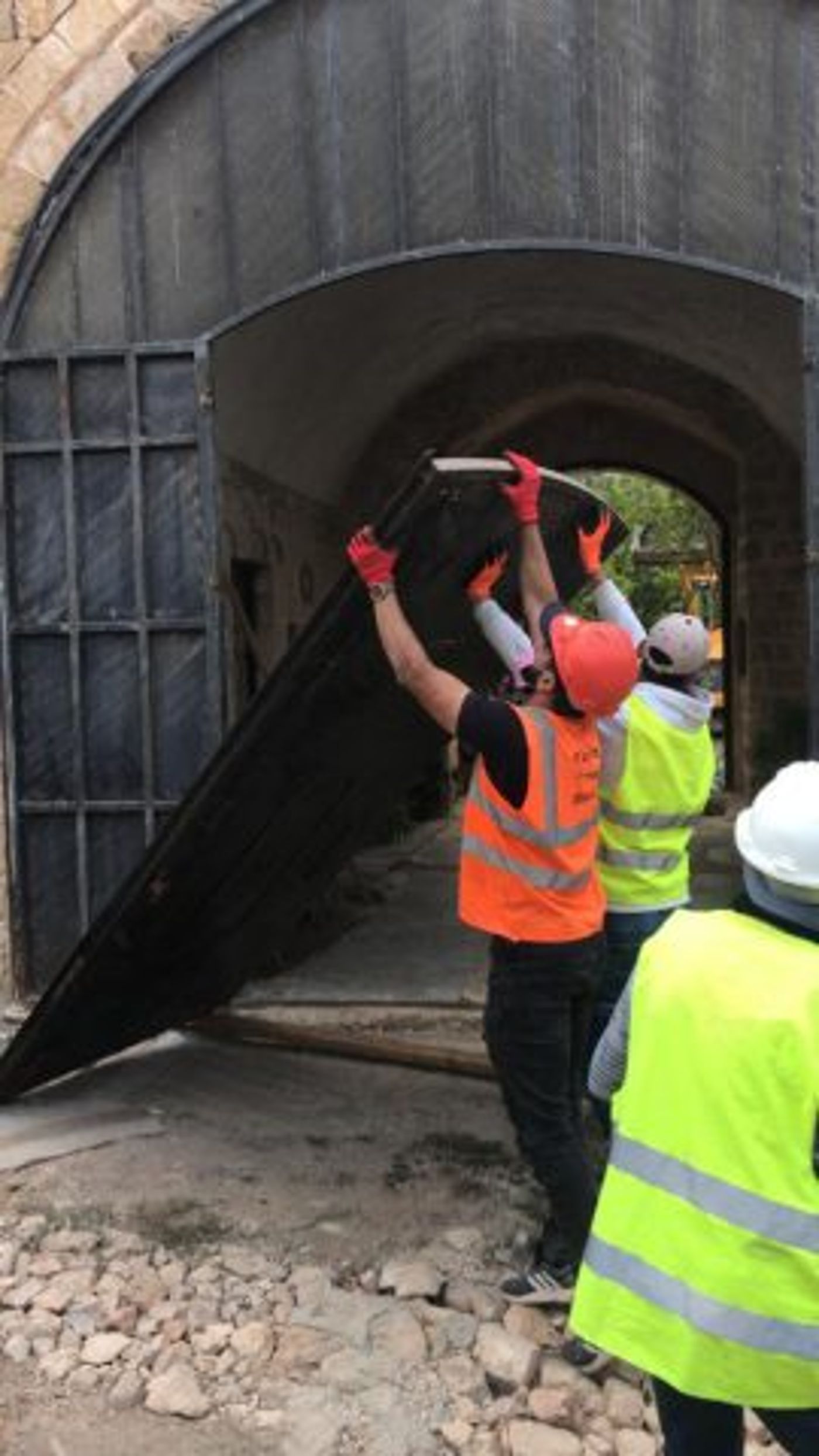 מאבק בשוד עתיקות: נהרסה בנייה לא חוקית בחאן א-לובן