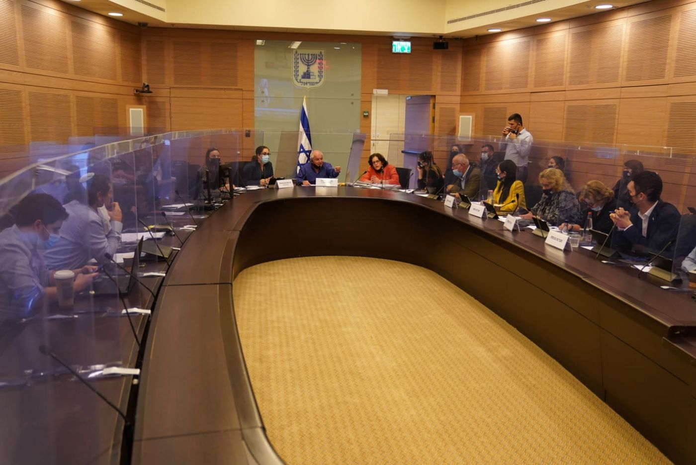 עדויות מול ח"כים: "מורה ליוגה התאבדה"