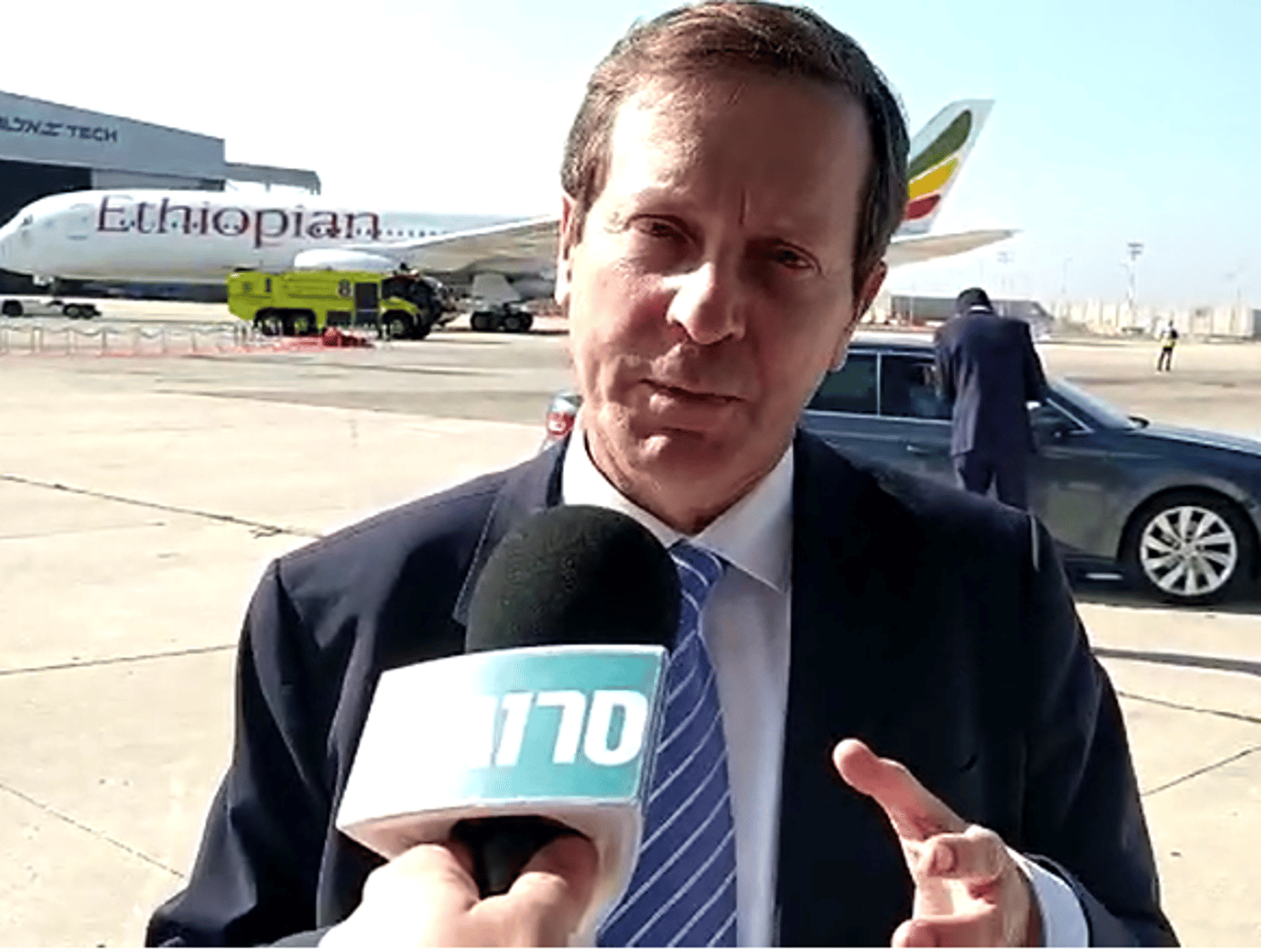 צפו: הרצוג מקשר בין העליה היום לסביו הרב הרצוג