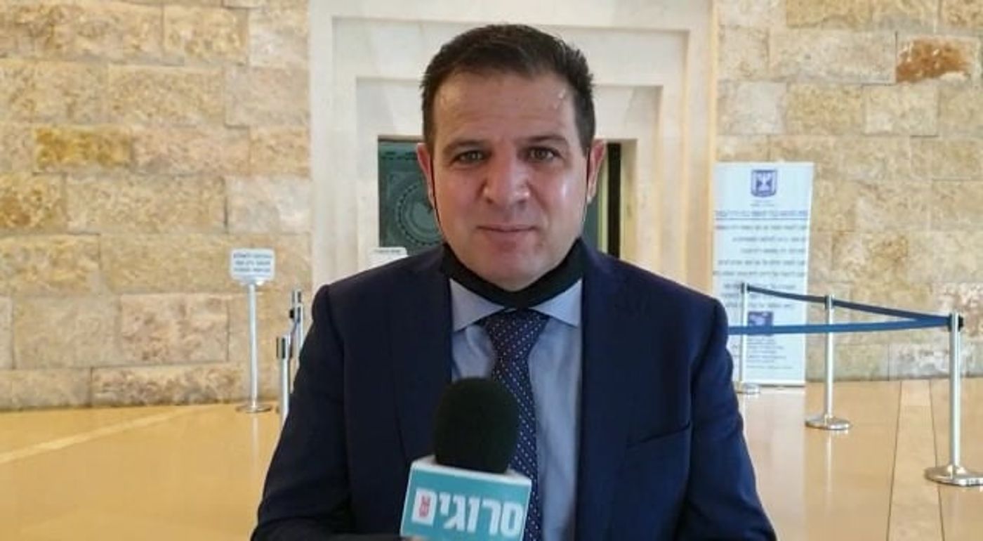 הפרקליטות למשטרה: זרזו את הטיפול בתיק איימן עודה