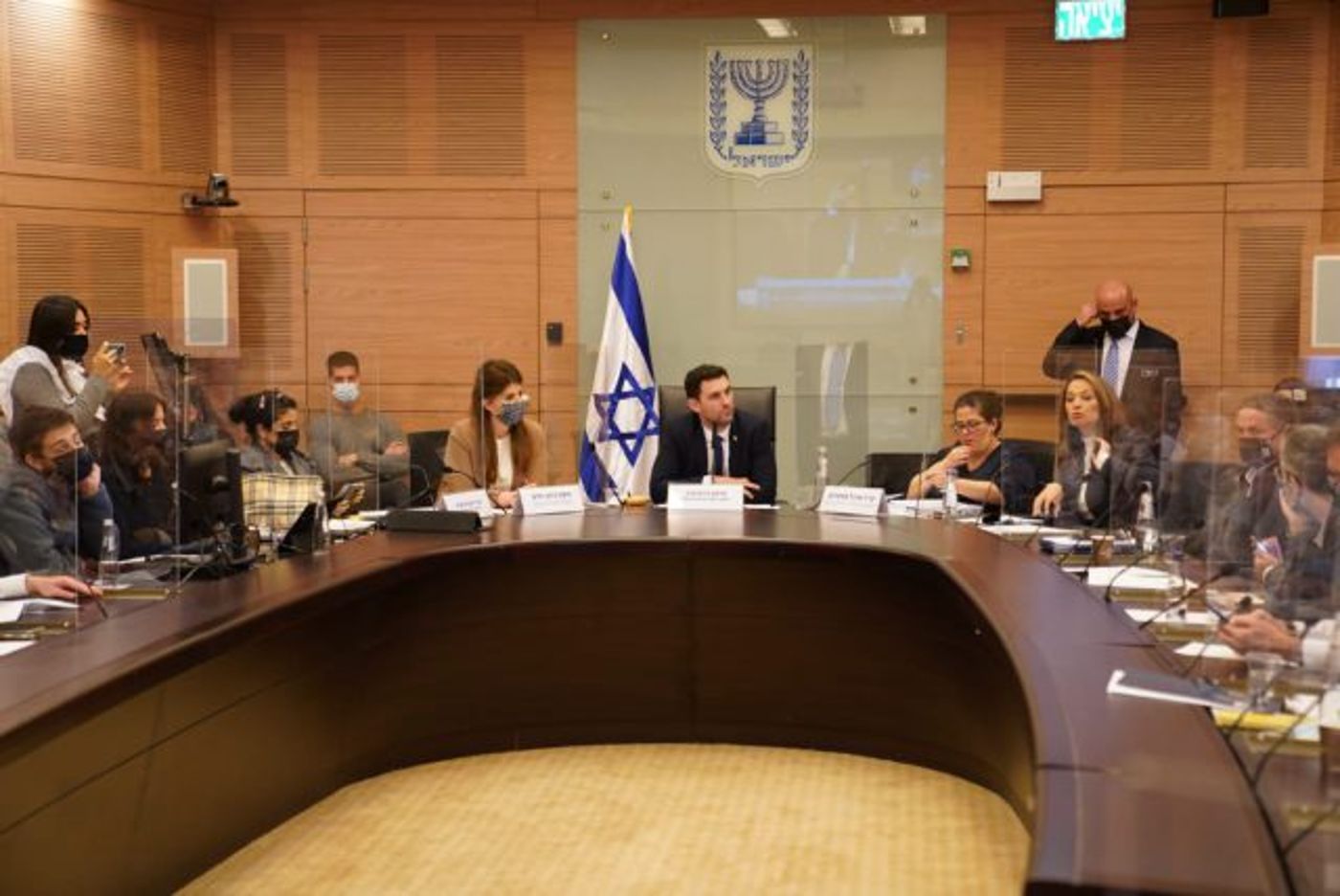 הדיון בוועדה
