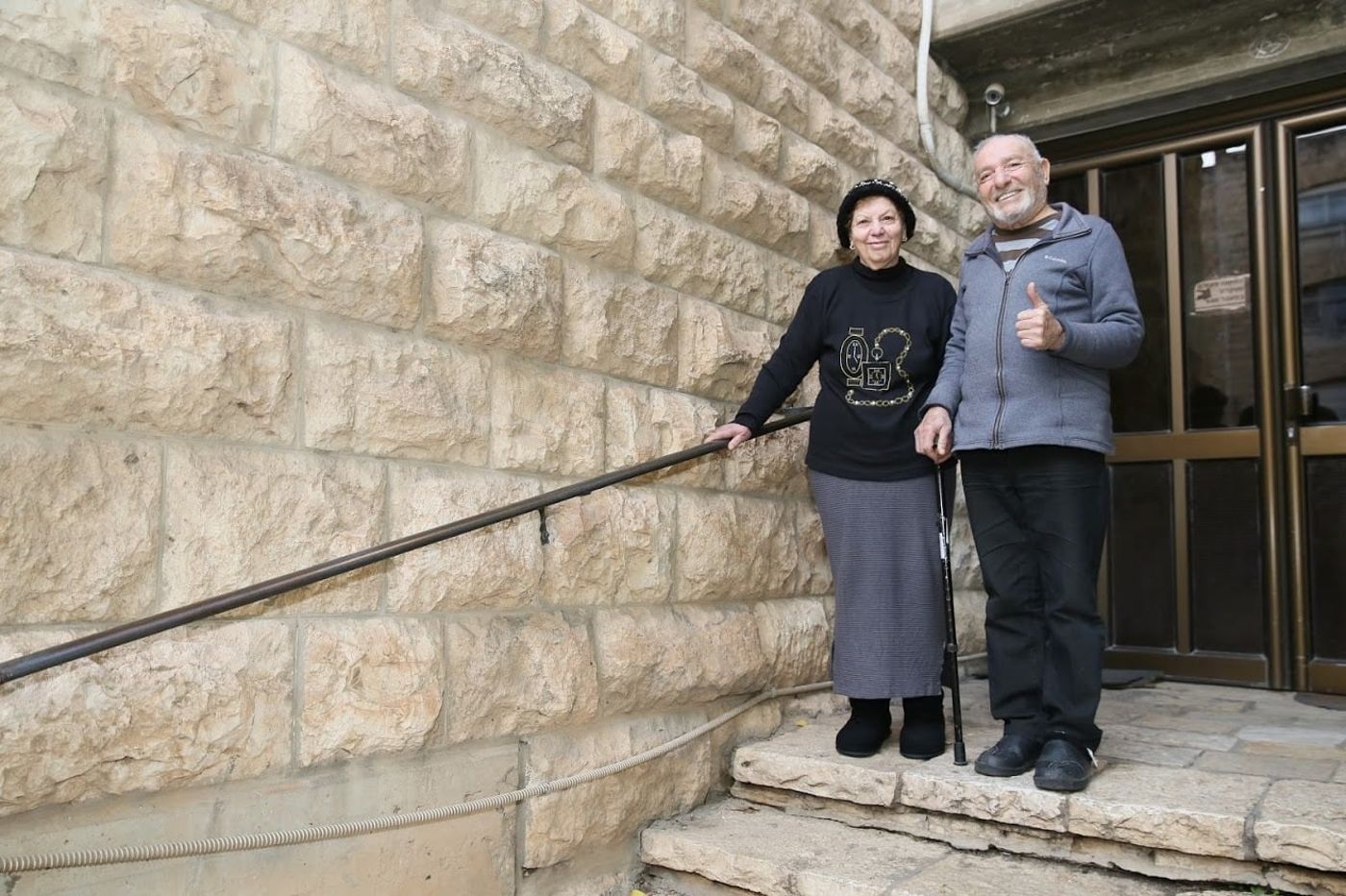 עיריית י-ם בתכנית למניעת נפילות בבתי קשישים