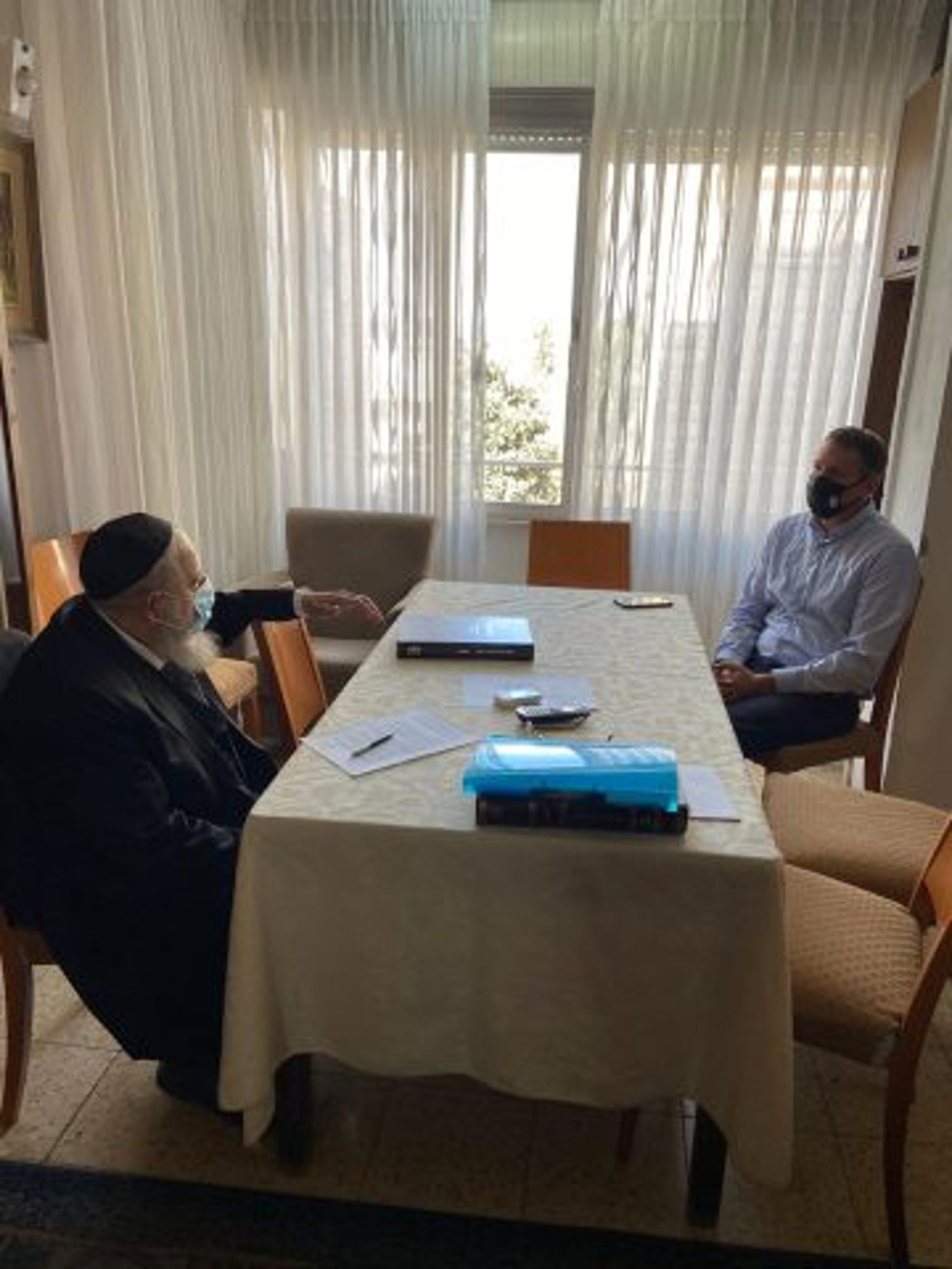 הרב שטרן ומתן כהנא