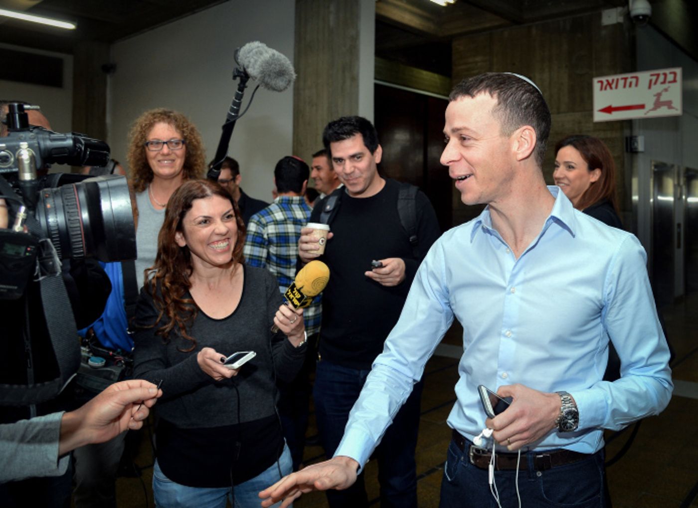 עמית סגל: "אבישי אל תיקח ללב, הם לא לרמה שלך"