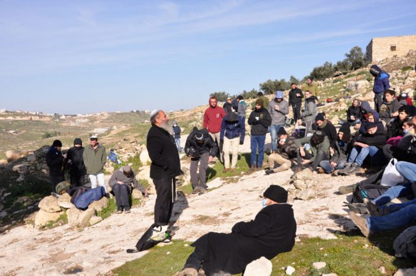 שיעור של הרב רא"ם הכהן בדביר הקדומה (באדיבות: דוברות הר חברון)