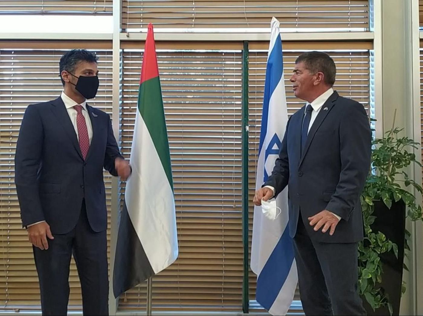 צפו: שגריר איחוד האמירויות בפגישה ראשונה עם הנשיא