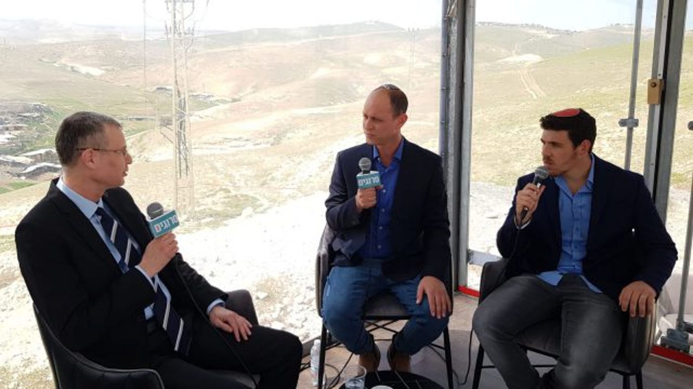 יריב לוין לסרוגים: "אי אפשר להסדיר הכל בבת אחת"