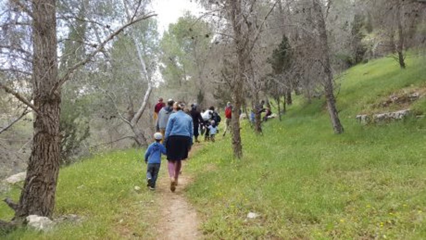 חול המועד פסח: חוגגים בספר המדבר של גוש עציון