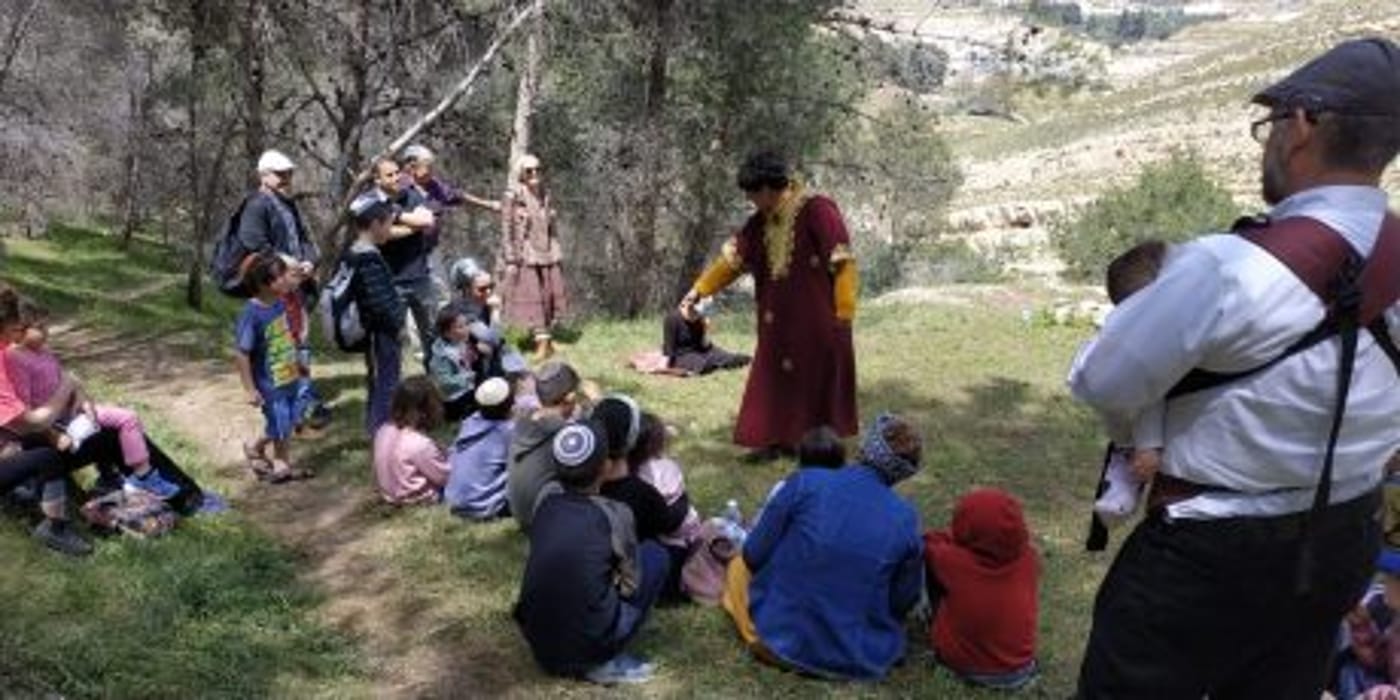 חול המועד פסח: חוגגים בספר המדבר של גוש עציון