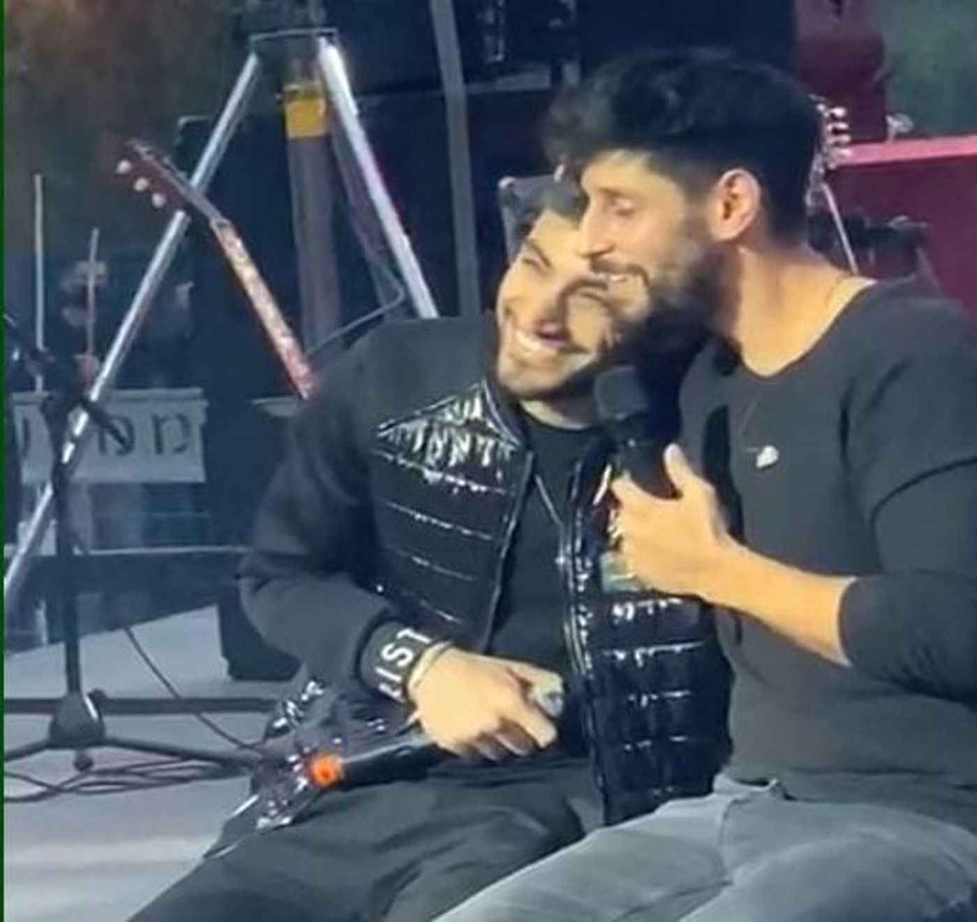 צפו: עידן עמדי והזמר הדרוזי מבצעים "כאב של לוחמים"