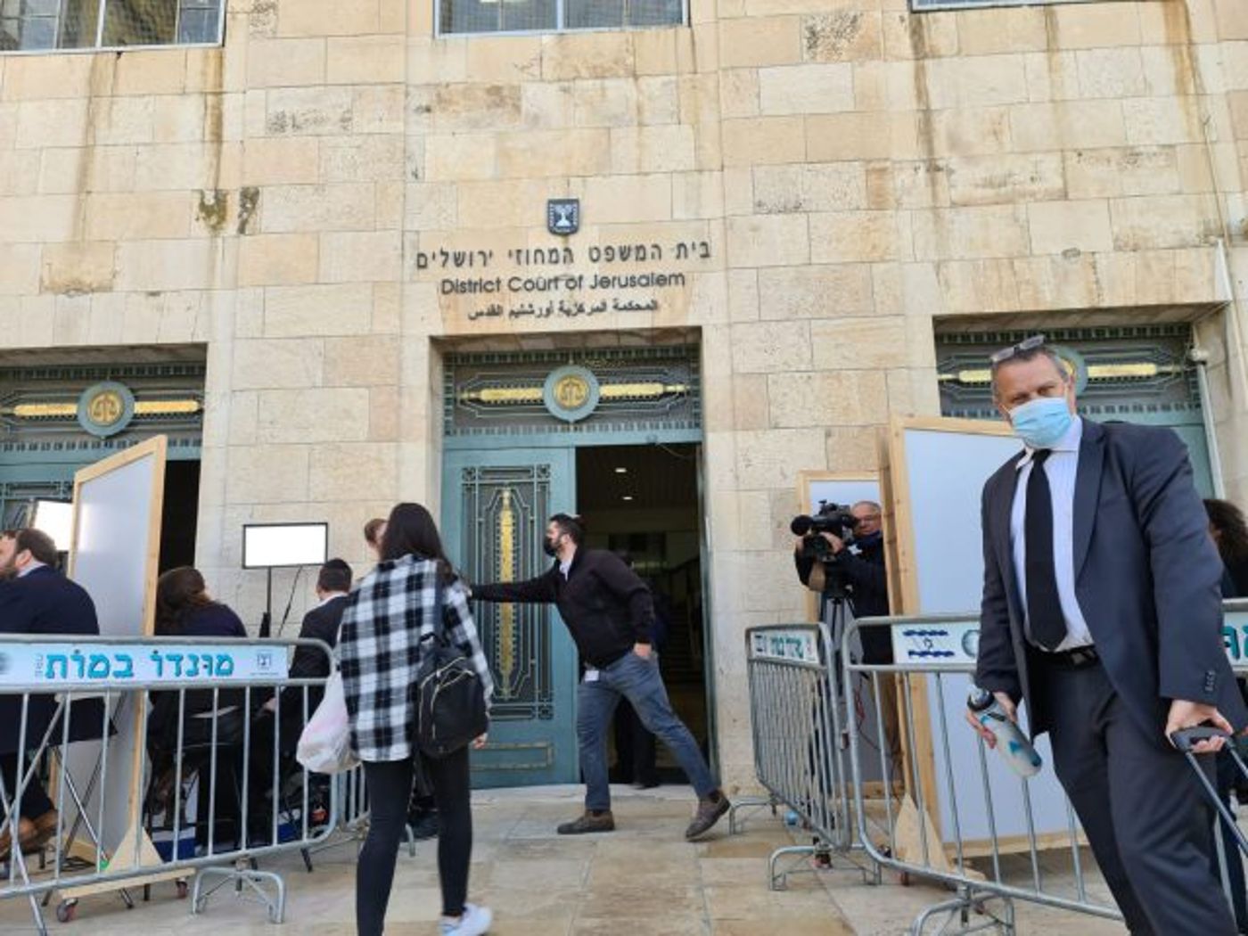 שלב ההוכחות מתחיל: נתניהו הגיע לבית המשפט