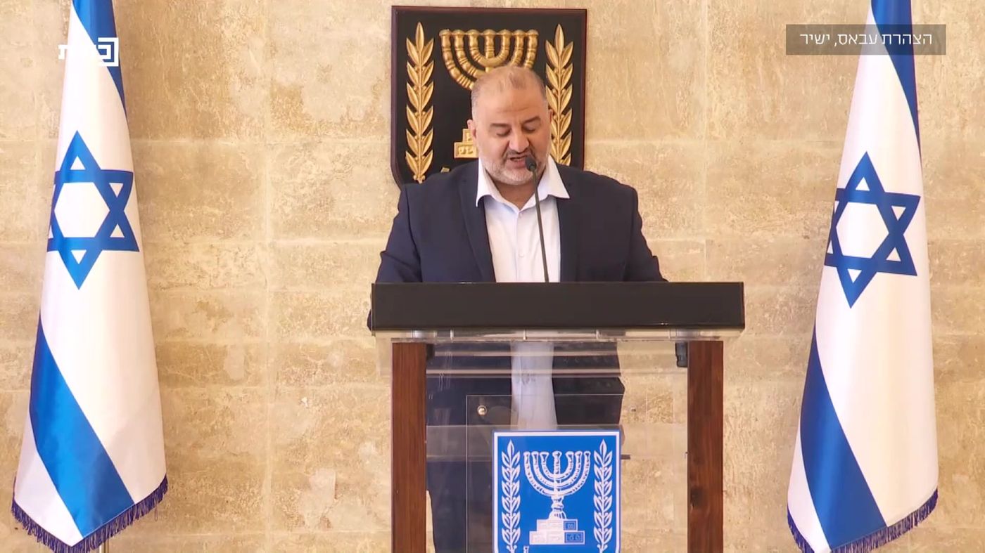 לא שולל את ממשלת בנט: "כל האופציות על השולחן"