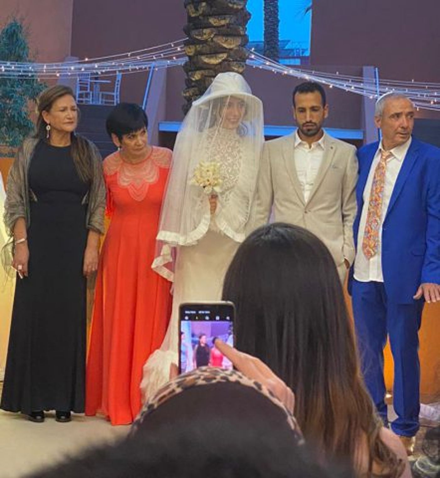 שמלת הכלה הצנועה והמקורית של סופיה טייב