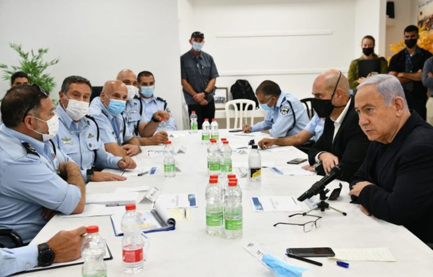 סטילס: חיים צח /לע"מ