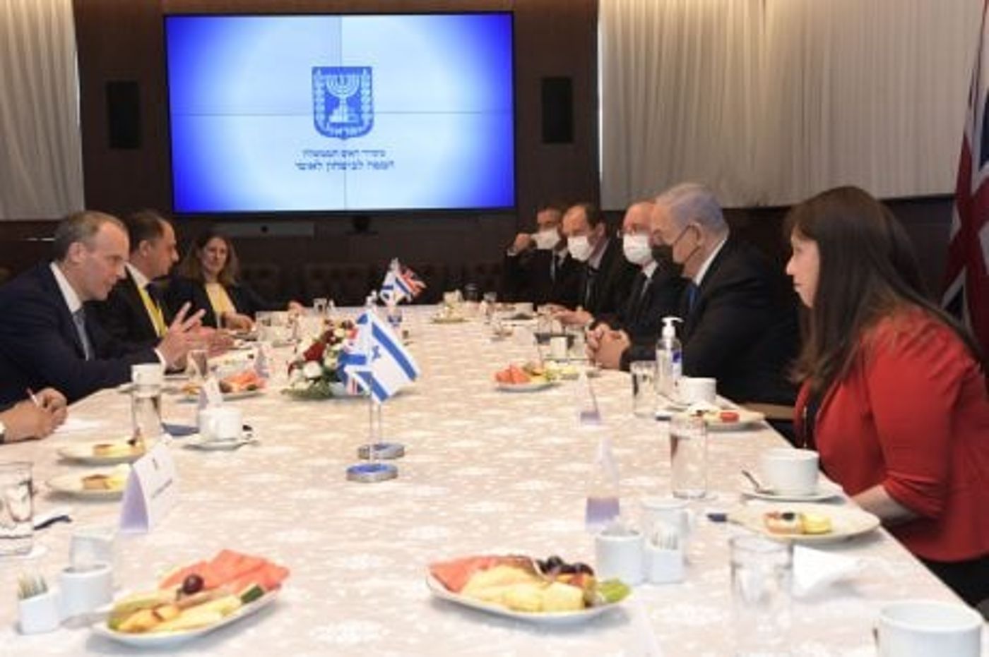 נתניהו לשר החוץ הבריטי: "מודים על התמיכה במבצע"
