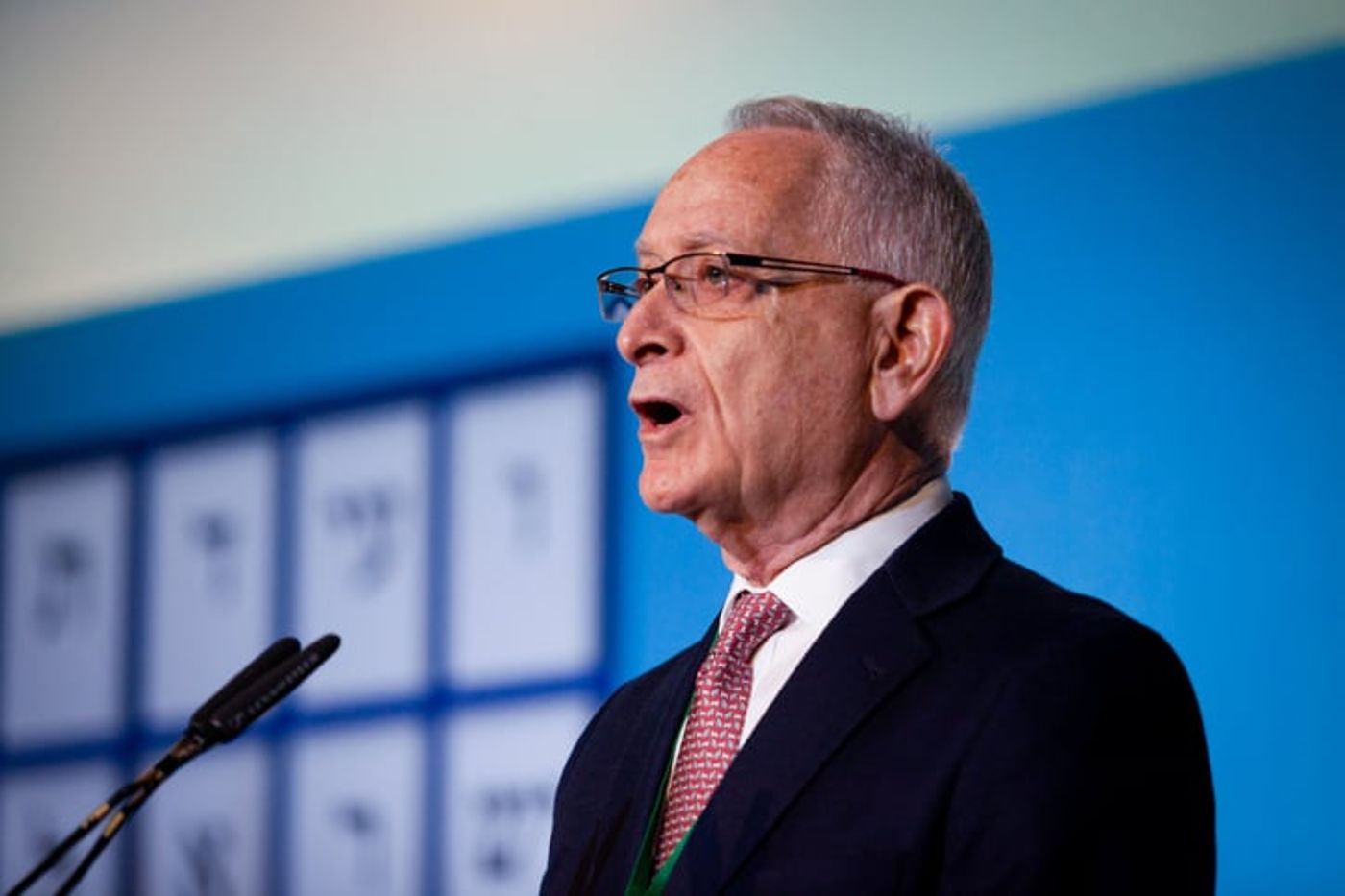 אחרי הסערה – מו"ל 'הארץ' מתנצל: "טעות של עורך"