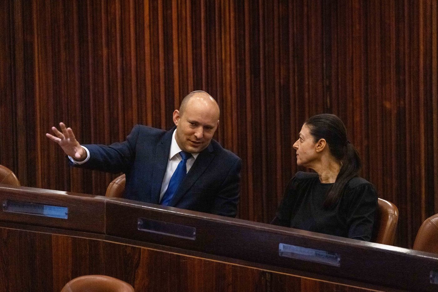 בגלל בנט: מיכאלי מסבירה את תזמון ההחלטה שלה