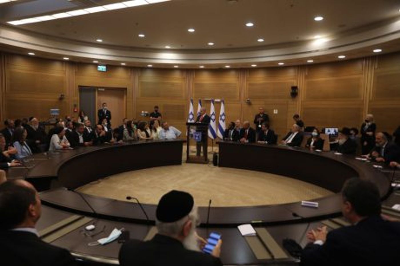 נתניהו לאופוזיציה: "נפעל יחד במשמעת ברזל"