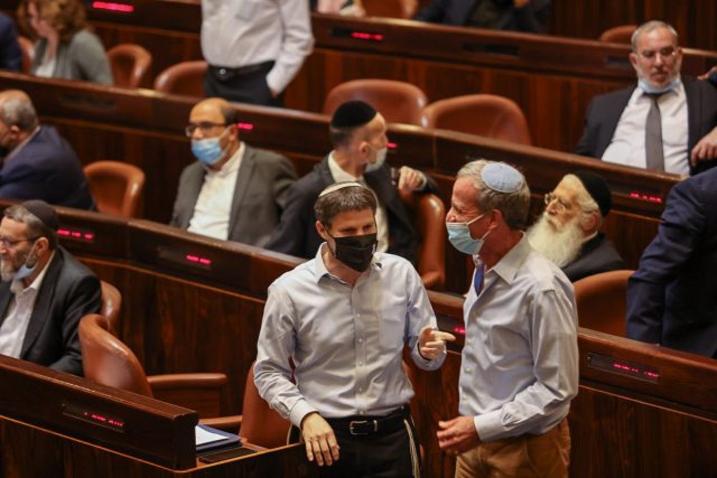 בצלאל סמוטריץ ואלעזר שטרן