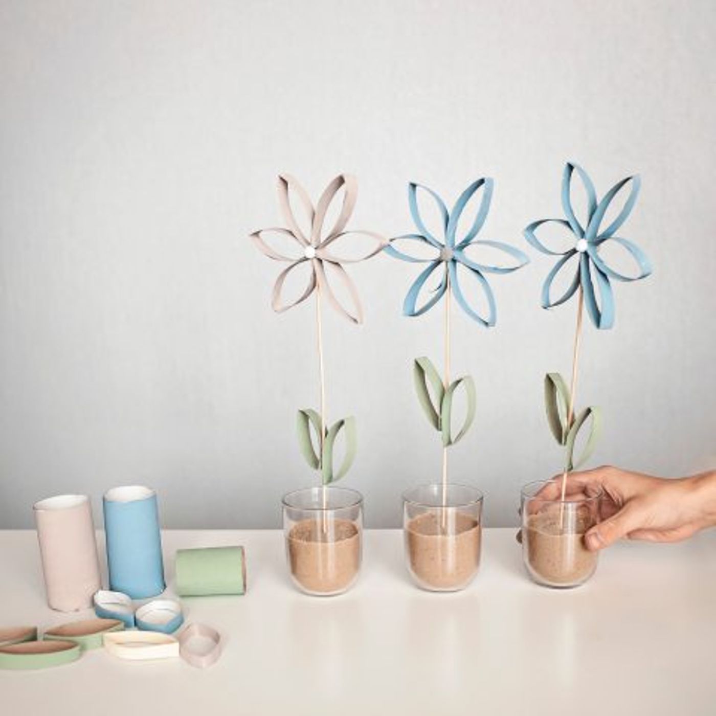4 דברים להכין עם הילדים מגלילי נייר טואלט | DIY