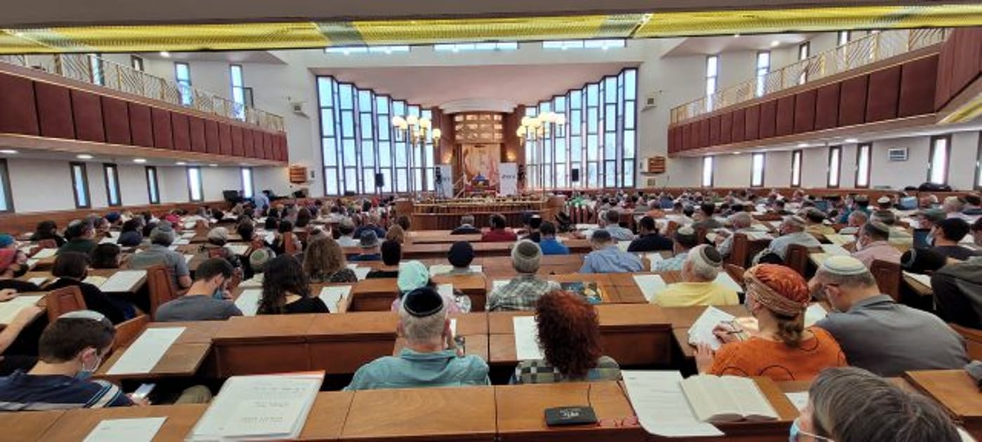 שיעור בבית המדרש במכללת הרצוג