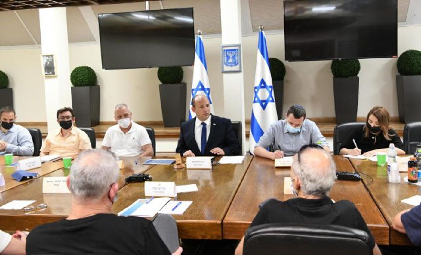 בנט: "המוטציה מזנקת, החיסונים אינם מספיקים"