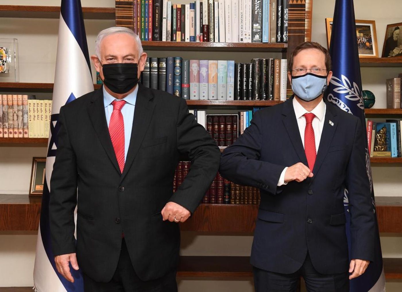 לראשונה: הרצוג קיים פגישת עבודה עם נתניהו