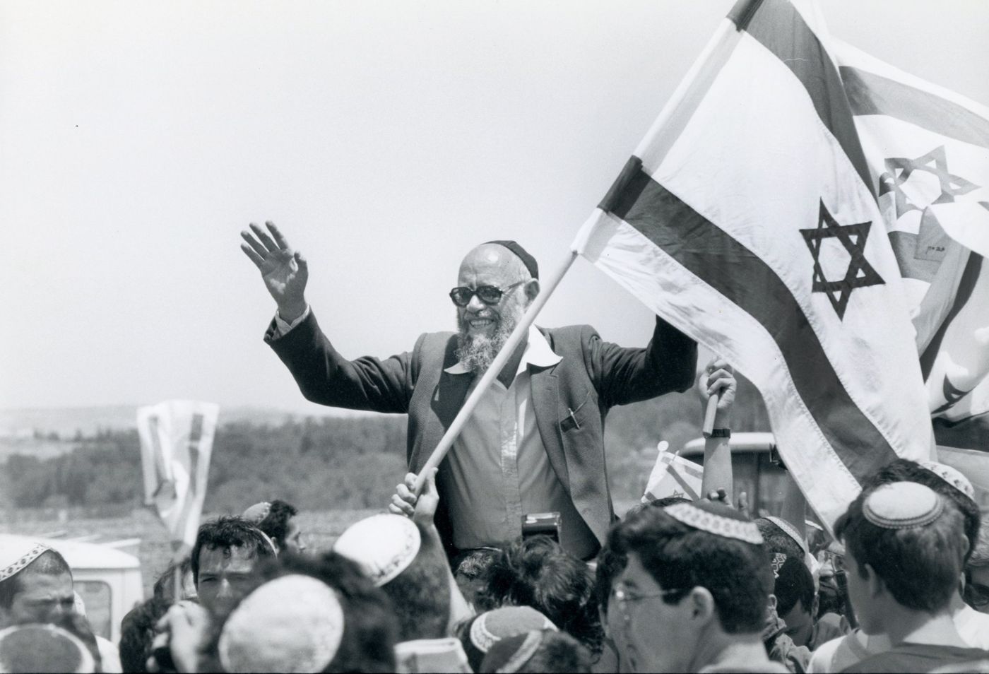 בקרוב בי-ם: רחובות ע"ש אורי אליצור והרב לוינגר?