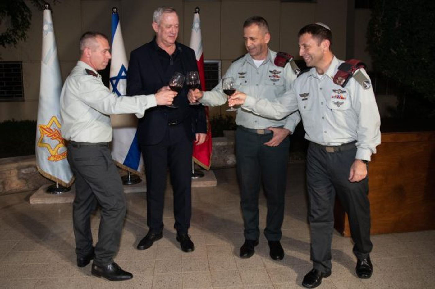 לקראת התפקיד: המזכ"צ של בנט הועלה לדרגת אלוף