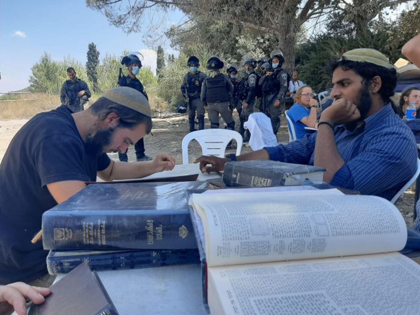 לאחר עשור: נחסמה הכניסה לחומש והישיבה נהרסה