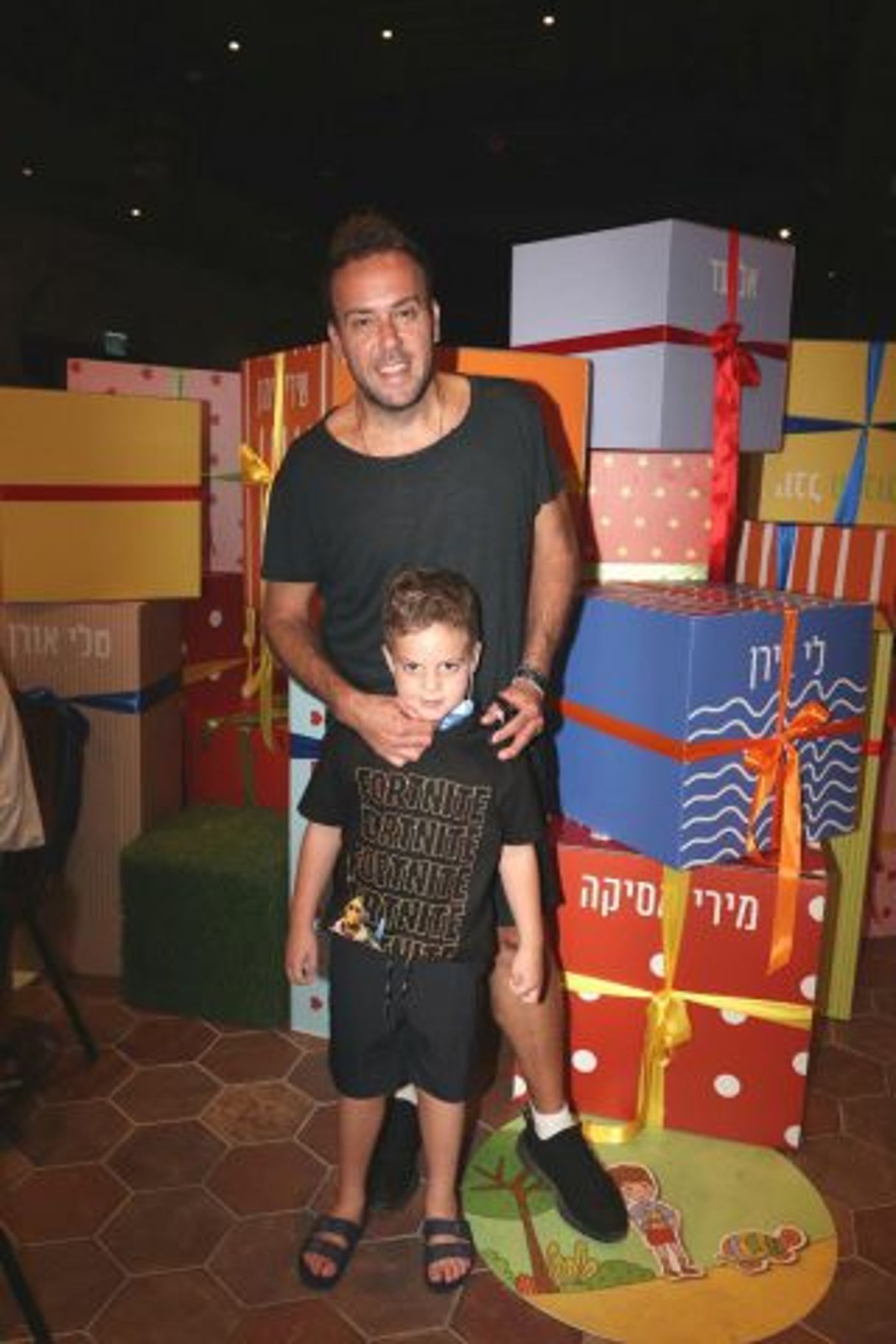 ניקי גולדשטיין
