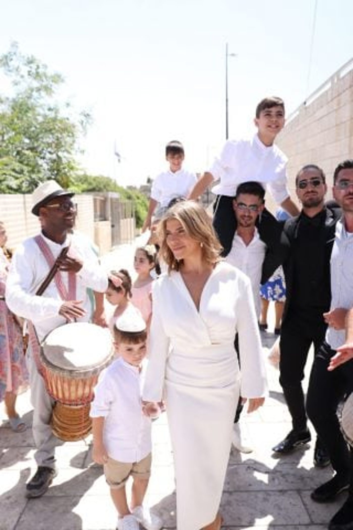 ג'קי אזולאי חגגה בכותל בר מצווה לבנה יחד עם הגרוש