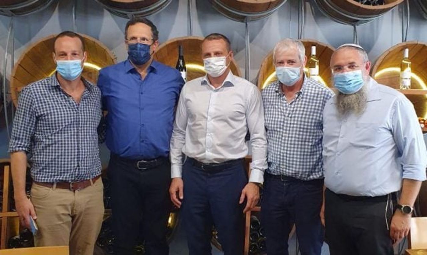 שר התיירות בגוש עציון: 'פנינה תיירותית של ישראל'