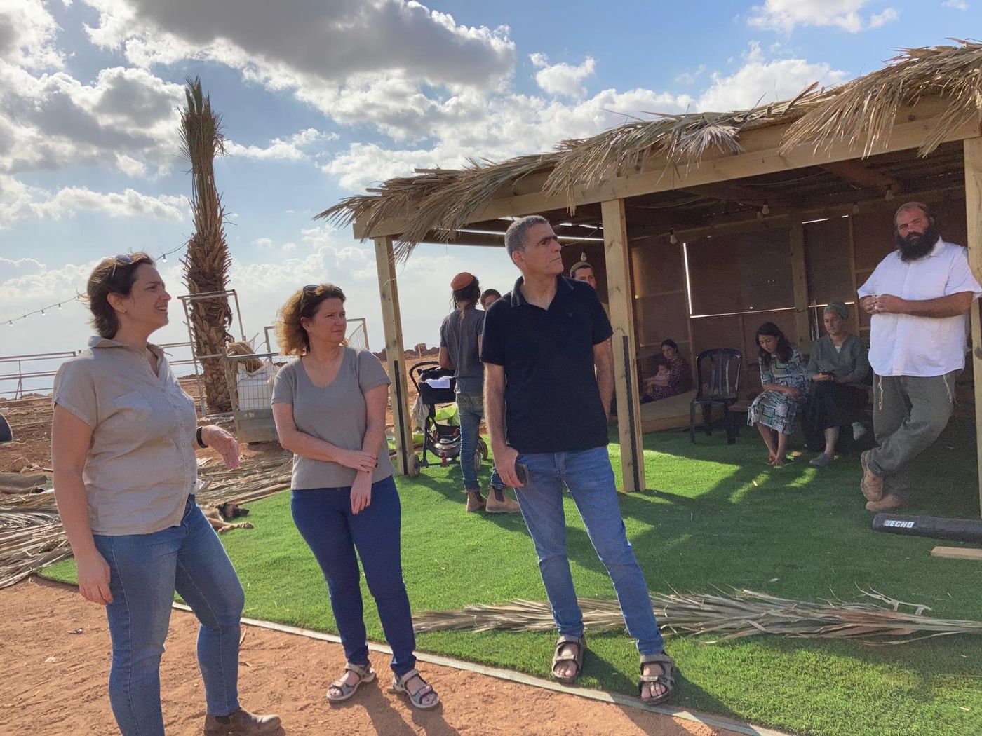 חברי מרצ: "יש התחייבות שלא יוקמו מאחזים"