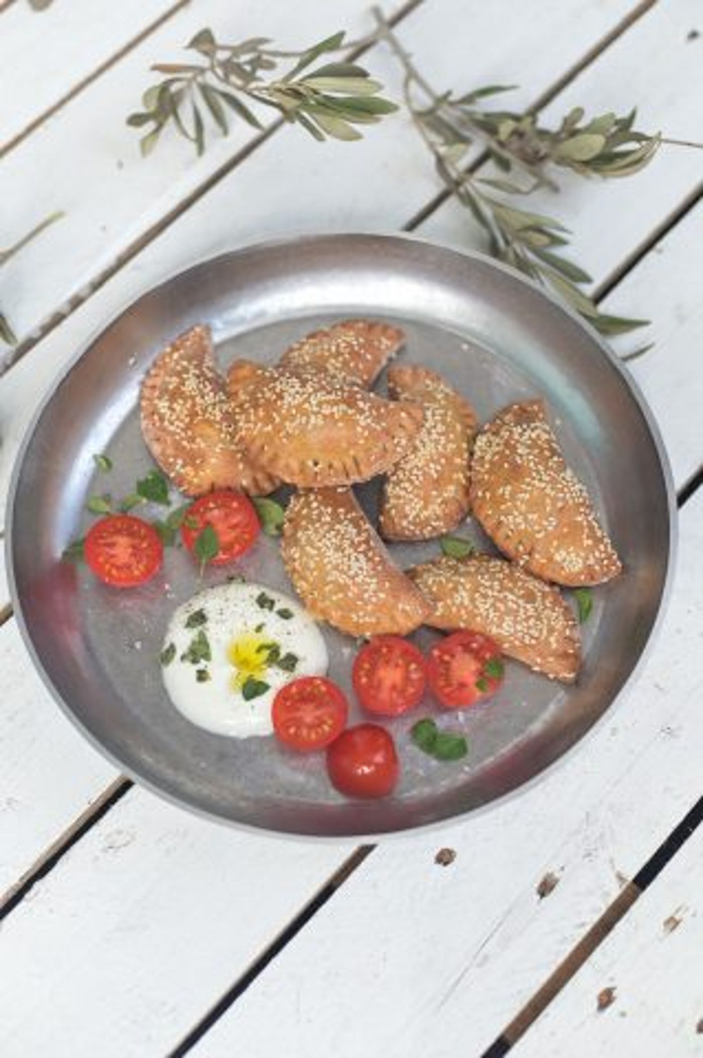 אפשר גם בריא: מתכון לסמבוסק מועשר בחלבון